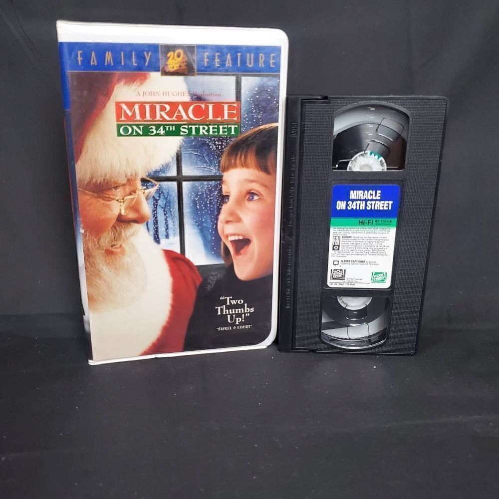 Miracle on 34th Street (1994 film) Comedy/Drama VHS